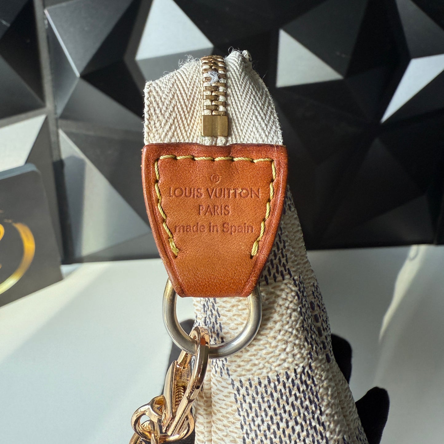 Louis Vuitton Pochette Accessoires, Damier Azur