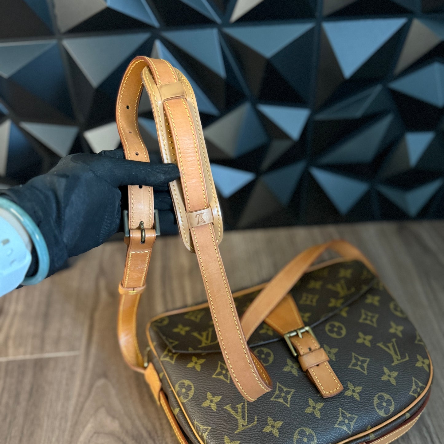 Louis Vuitton Jeune Fille GM