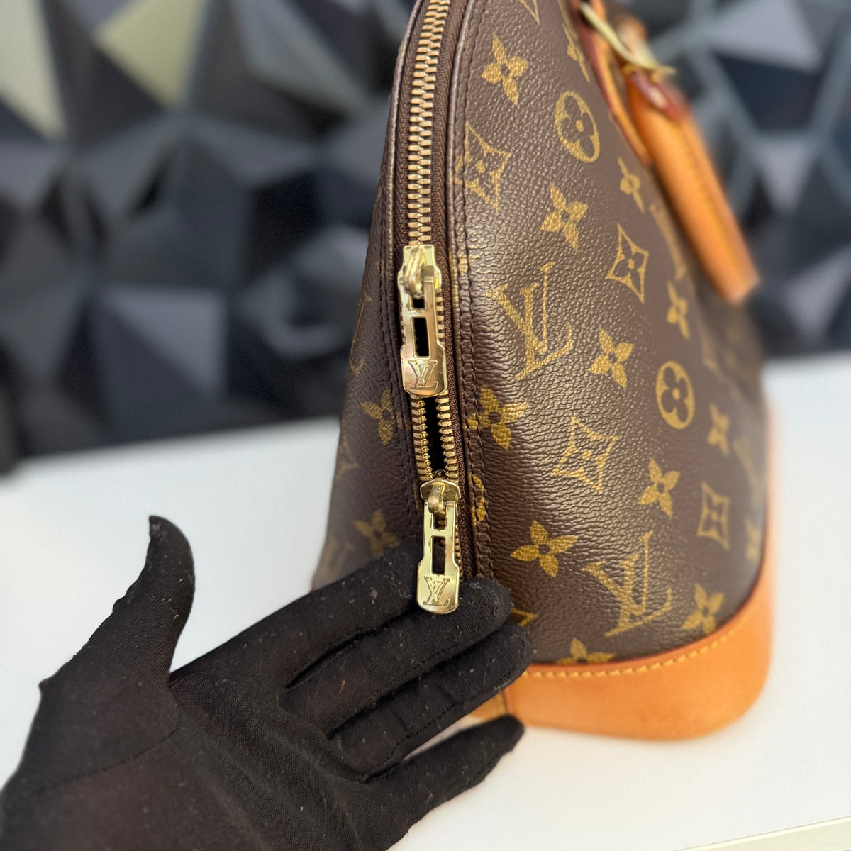 Louis Vuitton Alma PM