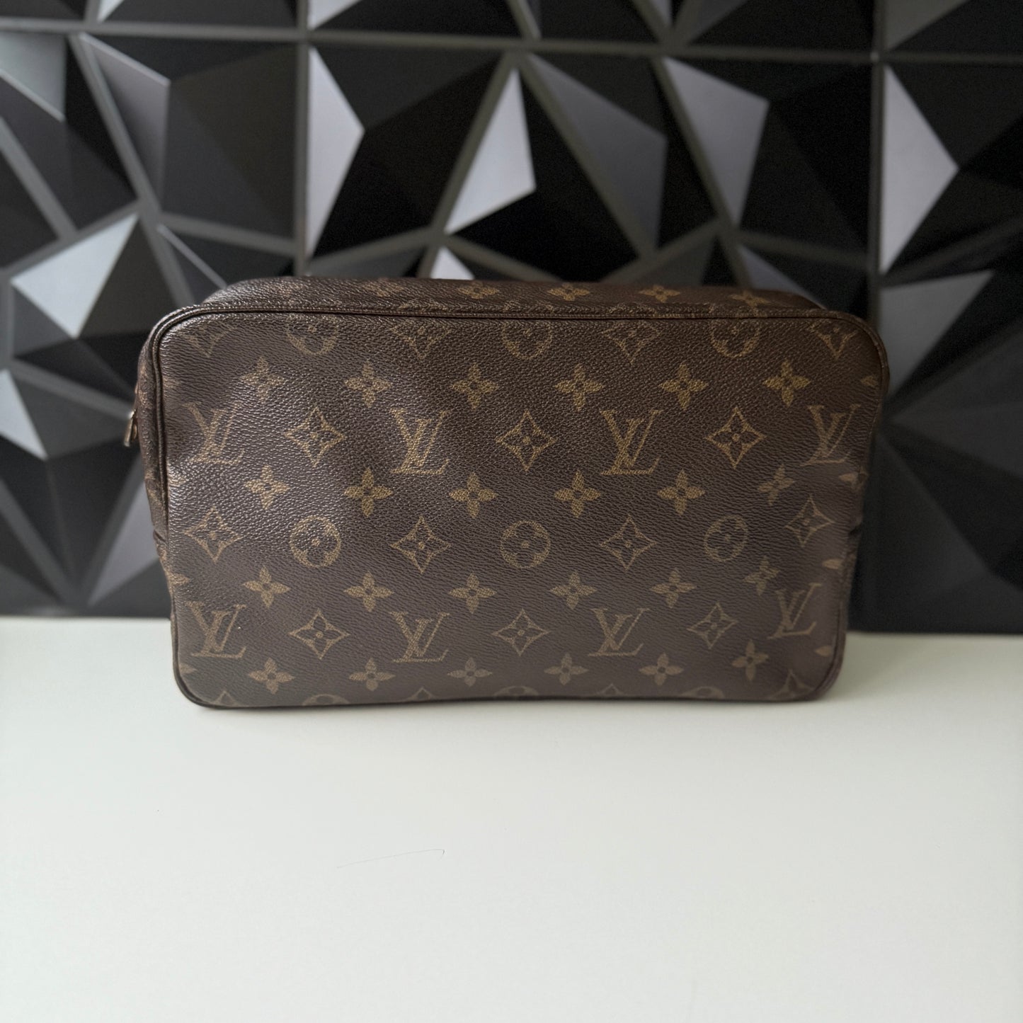 Louis Vuitton Trousse 28